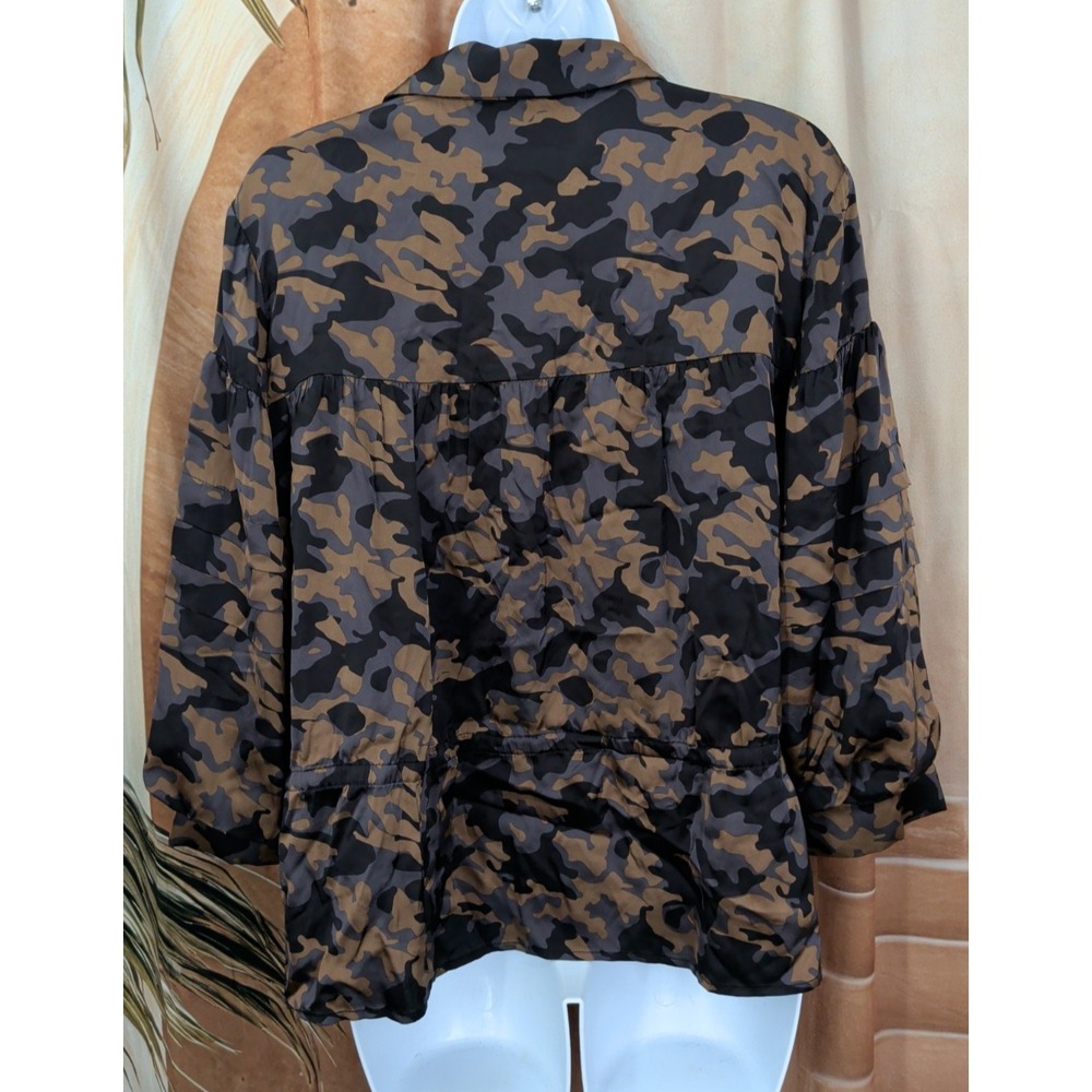 Munthe Nabic Camo Top - Picture 7 of 11